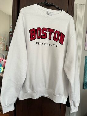 Boston University Men’s Champion Crew Neck, White size Large